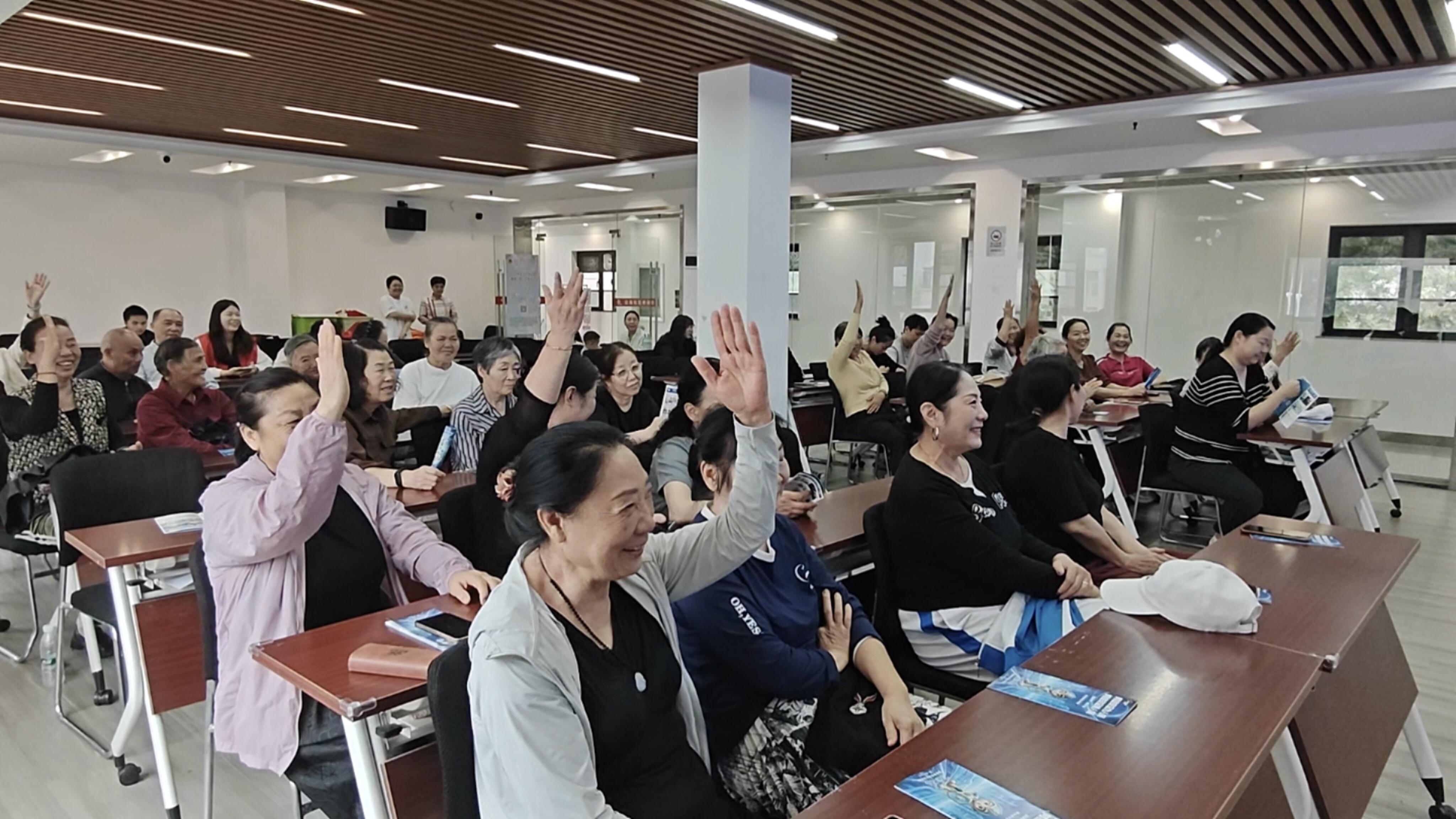 微信图片_20260918105308_718_106.jpg